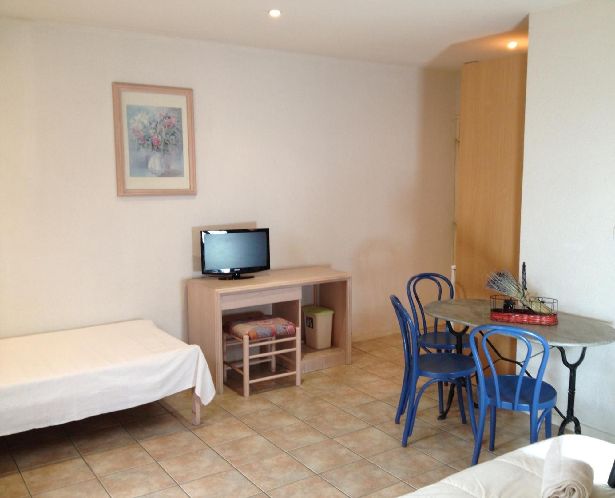 Hotel De La Mer La Croix-Valmer Bagian luar foto