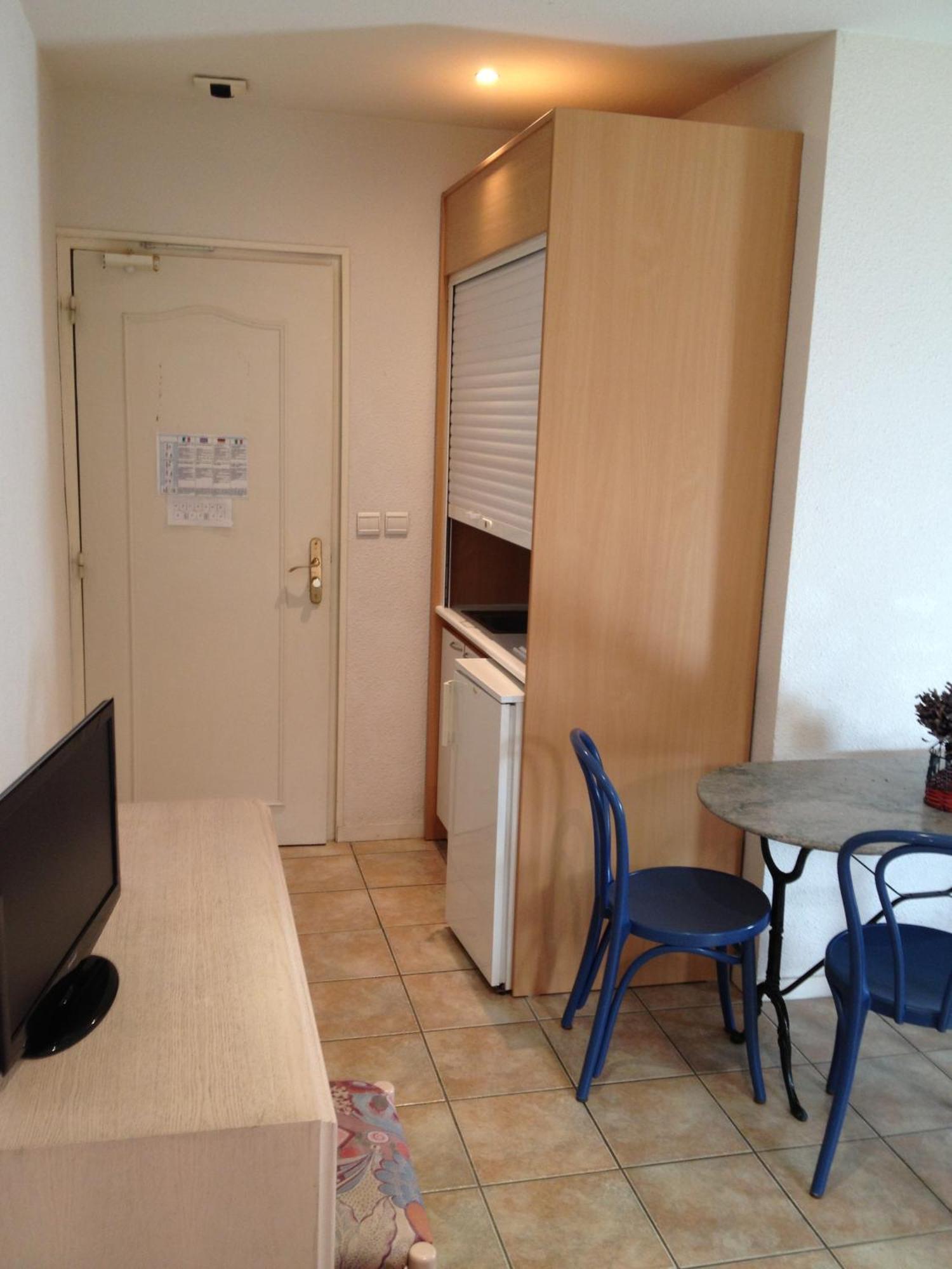 Hotel De La Mer La Croix-Valmer Bagian luar foto
