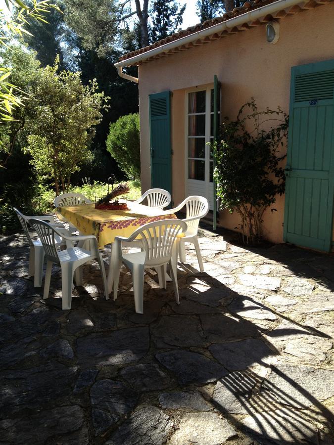 Hotel De La Mer La Croix-Valmer Bagian luar foto